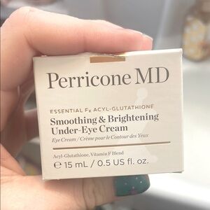 Smoothing and Brightening Eye Cream